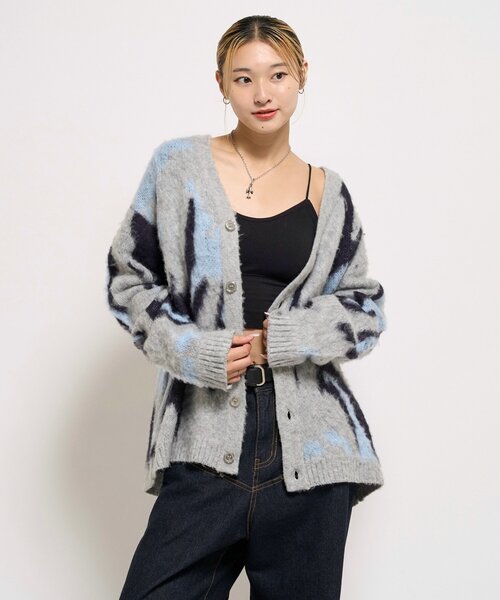 WHO'S WHO gallery(フーズフーギャラリー)の「【KOOKY’N】モヘアライクカーディガン(無地/カモ柄)(カーディガン/ボレロ・メンズ・ブラック系その他/グレー系その他/レッド/ブラウン/ライトグレー/ネイビー/ブラック・SMALL/MEDIUM)」の16枚目の写真