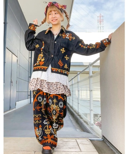 チャイハネ(チャイハネ)の「【チャイハネ】カチ刺繍デニムシャツ(シャツ/ブラウス・レディース・ブラック/ブルー・FREE)」の5枚目の写真
