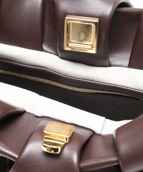 VERMEIL par iena(ヴェルメイユパーイエナ)の「THEMOIRE テモワール One Shoulder Bag LARA(ショルダーバッグ・レディース・ブラウン・FREE)」の15枚目の写真