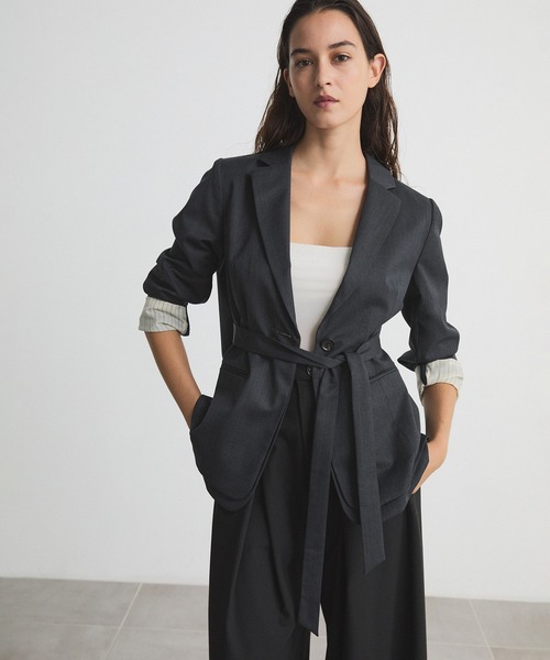 CITY TOKYO(シティトウキョウ)の「Layered Jacket/レイヤードジャケット/テーラードジャケット(テーラードジャケット・レディース・ブラック/チャコールグレー・1/2)」の6枚目の写真