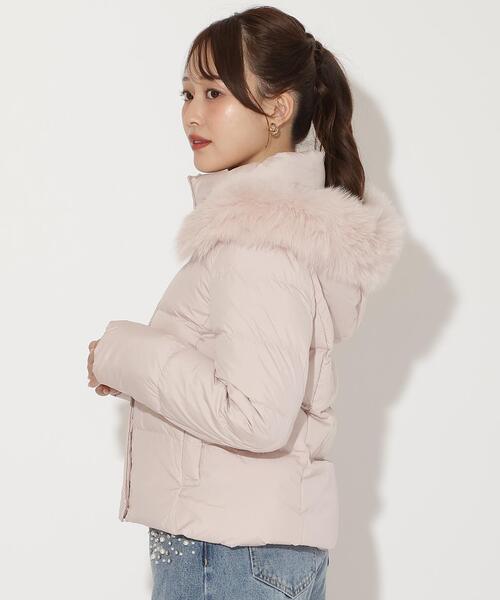 アンド クチュール　FOXファー付きショートダウン　ホワイト　ベージュ FOXファー付きショートダウン（ダウンジャケット/コート）｜AND