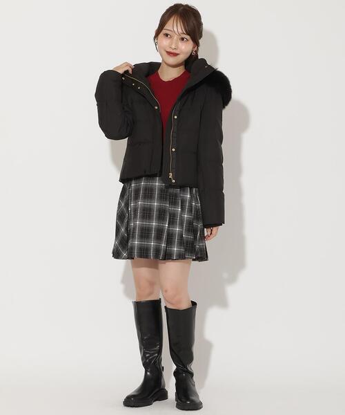 AND COUTURE(アンドクチュール)の「FOXファー付きショートダウン(ダウンジャケット/コート・レディース・ブラック/ブルー/オフホワイト/ピンク/ネイビー/ベージュ・FREE)」の7枚目の写真