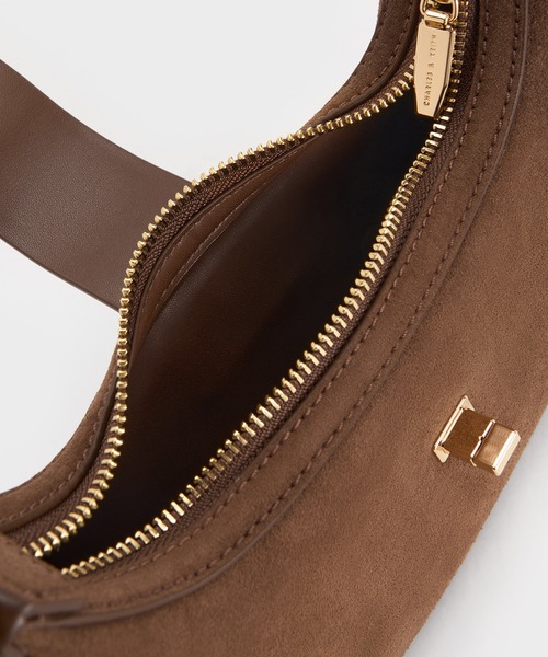 CHARLES & KEITH（チャールズ & キース）の「Trice トライス スエード