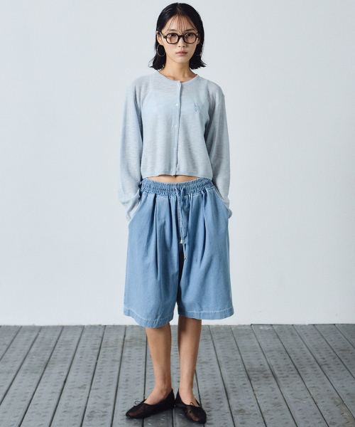 NICK&NICOLE(ニックアンドニコール)の「WASHED BANDING BURMUDA DENIM PANTS_SKY BLUE(その他パンツ・レディース・その他・SMALL/MEDIUM)」の5枚目の写真