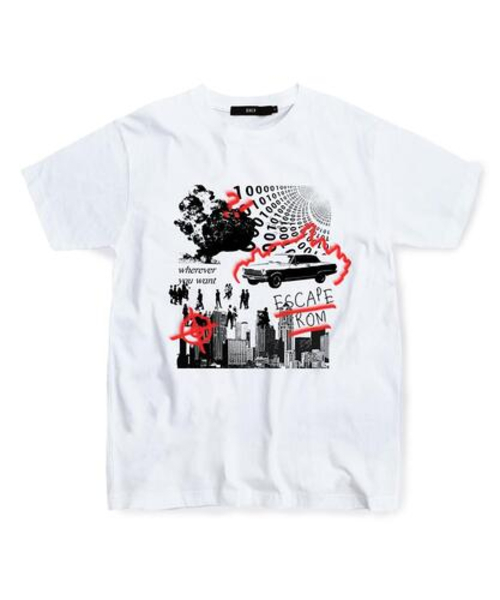 ESCAPEFROM(エスケープフロム)の「レッドバーニングシティTシャツホワイト(Tシャツ/カットソー・レディース・その他・SMALL/MEDIUM/LARGE)」の2枚目の写真