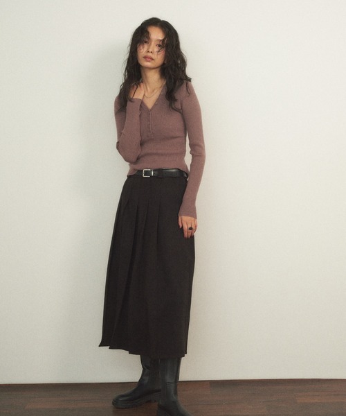 Shelly island(シェリーアイランド)の「Vあきリブニット(ニット/セーター・レディース・ホワイト/ブラウン/ブラック・FREE)」の17枚目の写真