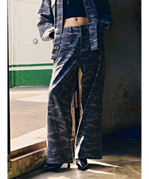 Verdnt（バーダント）の「Curved Cut Camo Herringbone Wide Cotton Pants [Charcoal]（その他パンツ・レディース）」