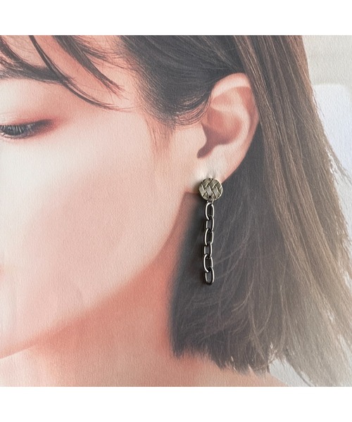 tone（トーン）の「【-lensa-】３種チェーンのアシメピアス(MA)（ピアス（両耳用）・レディース・シルバー・FREE）」の4枚目の写真