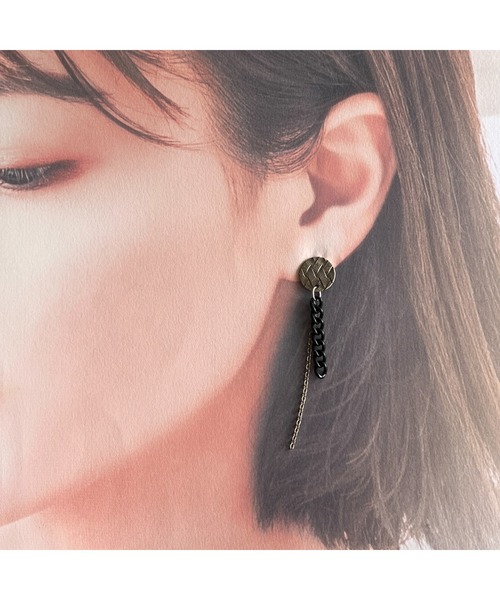 tone（トーン）の「【-lensa-】３種チェーンのアシメピアス(MA)（ピアス（両耳用）・レディース・シルバー・FREE）」の5枚目の写真