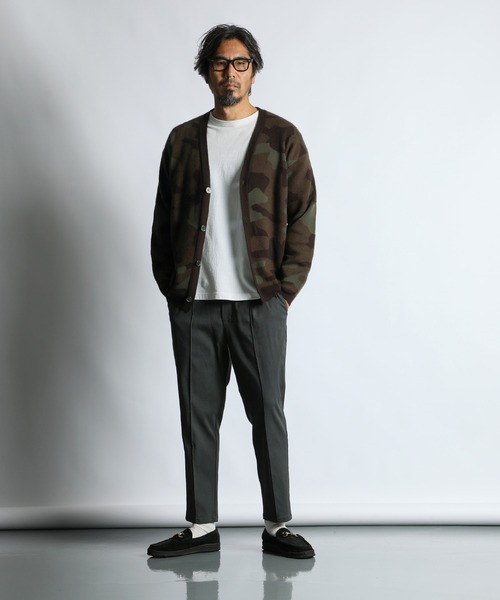 The DUFFER of ST.GEORGE（ザダファーオブセントジョージ）の「DOUBLE JACQUARD WOODLAND CAMO KNIT CARDIGAN：迷彩柄 カモフラージュ ニットカーディガン（カーディガン/ボレロ・メンズ・カモフラージュ・X-LARGE/LARGE/MEDIUM/SMALL）」の3枚目の写真