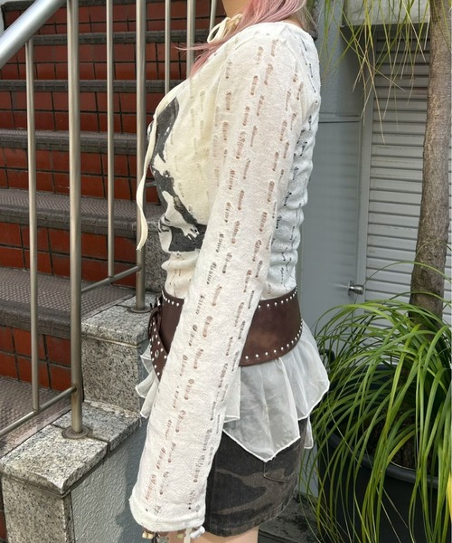 Never mind the XU（ネバーマインドザエックスユー）の「【Never mind the XU】see-through loose tops / 【ネバーマインド ザ エックスユー】シースルーレイヤードフリル長袖トップス（Tシャツ/カットソー・レディース・ベージュ・ONE SIZE）」の13枚目の写真