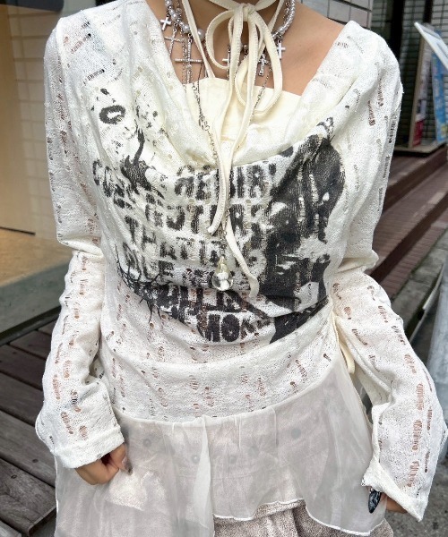 Never mind the XU（ネバーマインドザエックスユー）の「【Never mind the XU】see-through loose tops / 【ネバーマインド ザ エックスユー】シースルーレイヤードフリル長袖トップス（Tシャツ/カットソー・レディース・ベージュ・ONE SIZE）」の10枚目の写真