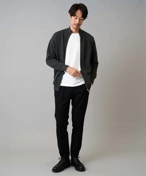a.v.v（アーヴェヴェ）の「【洗濯機で洗える】ダブルフェイスニットスタンドジップカーディガン（カーディガン/ボレロ・メンズ・ダークグレー/ブラック・46/48）」の4枚目の写真