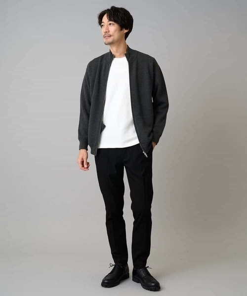 a.v.v（アーヴェヴェ）の「【洗濯機で洗える】ダブルフェイスニットスタンドジップカーディガン（カーディガン/ボレロ・メンズ・ダークグレー/ブラック・46/48）」の6枚目の写真