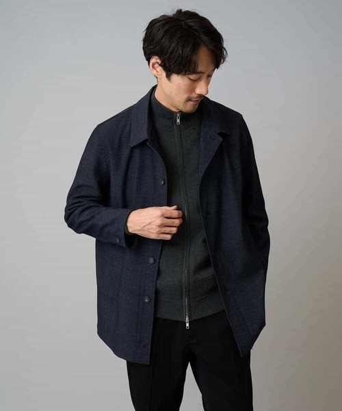 a.v.v（アーヴェヴェ）の「【洗濯機で洗える】ダブルフェイスニットスタンドジップカーディガン（カーディガン/ボレロ・メンズ・ダークグレー/ブラック・46/48）」の16枚目の写真