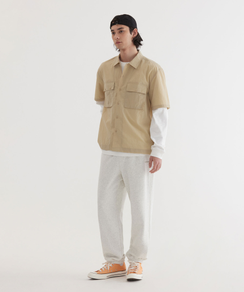 COVERNAT（カバーナット）の「ナイロンパティグハーフシャツ Beige（シャツ/ブラウス・レディース・その他・MEDIUM/LARGE/X-LARGE/XX-LARGE/SMALL）」の4枚目の写真