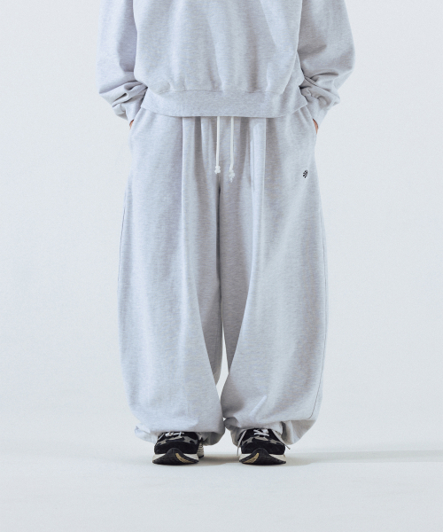 ANGLAN（アングラン）の「Steady Symbol Sweat Balloon Pants - White Melange（スウェットパンツ・メンズ・その他・FREE）」の7枚目の写真
