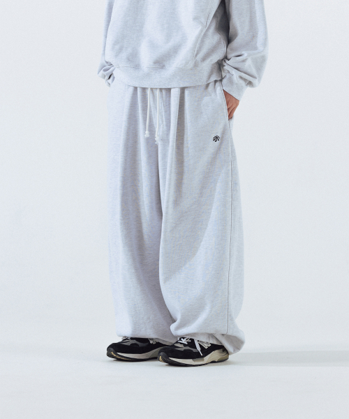 ANGLAN（アングラン）の「Steady Symbol Sweat Balloon Pants - White Melange（スウェットパンツ・メンズ・その他・FREE）」の8枚目の写真