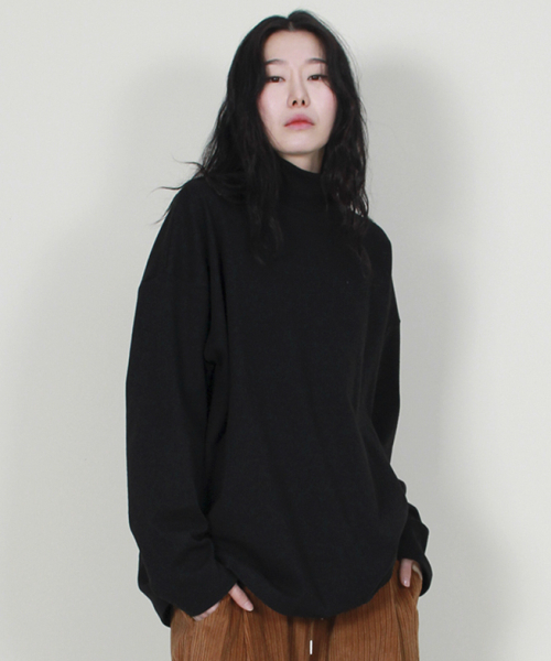 DEMARC(ドゥマーク)の「モックネックラインボックスフィットTシャツブラック(Tシャツ/カットソー・レディース・その他・LARGE/MEDIUM)」の5枚目の写真