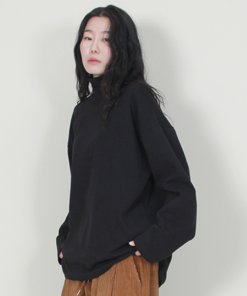DEMARC(ドゥマーク)の「モックネックラインボックスフィットTシャツブラック(Tシャツ/カットソー・レディース・その他・LARGE/MEDIUM)」の6枚目の写真