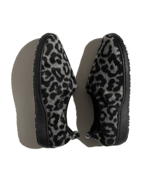 SUBU（スブ）の「SUBU / VAMP LEOPARD（スリッポン・メンズ・ブラック・0/1/2/3/4/00）」の4枚目の写真