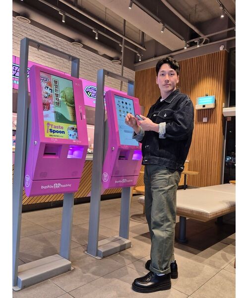 SHOEHI(シューハイ)の「(255〜280)コリンレースアップヒールローファー_LM7546(ローファー・メンズ・ブラック/ブラック系その他・28cm/25.5cm/26cm/26.5cm/27cm/27.5cm)」の4枚目の写真