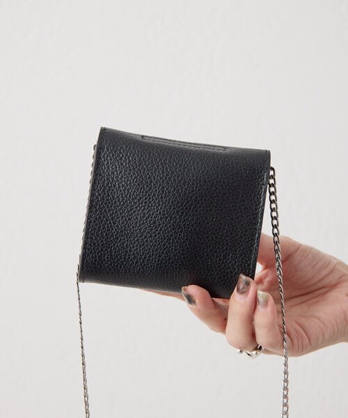 ear PAPILLONNER（イアパピヨネ）の「《本革》フラップマイクロショルダーバッグ（その他・レディース・ブラック系その他/ベージュ系その他・FREE）」の6枚目の写真