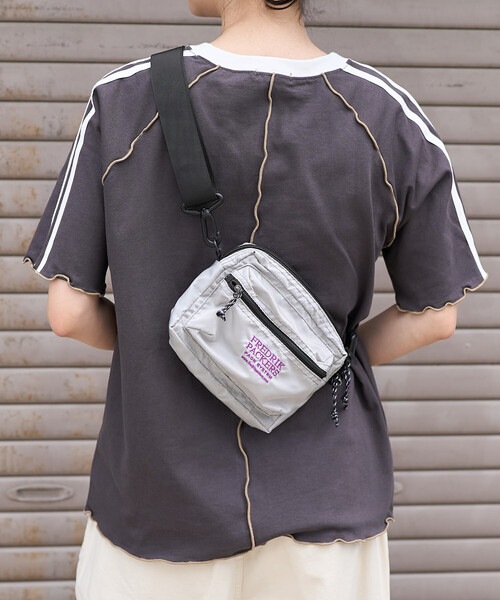 FREAK'S STORE(フリークスストア)の「FREDRIK PACKERS × FREAK'S STORE/フレドリックパッカーズ 別注 ACCORD SHOULDER/別注 アコードショルダー(ショルダーバッグ・レディース・ブラック/シルバー/レオパード・ONE SIZE)」の16枚目の写真