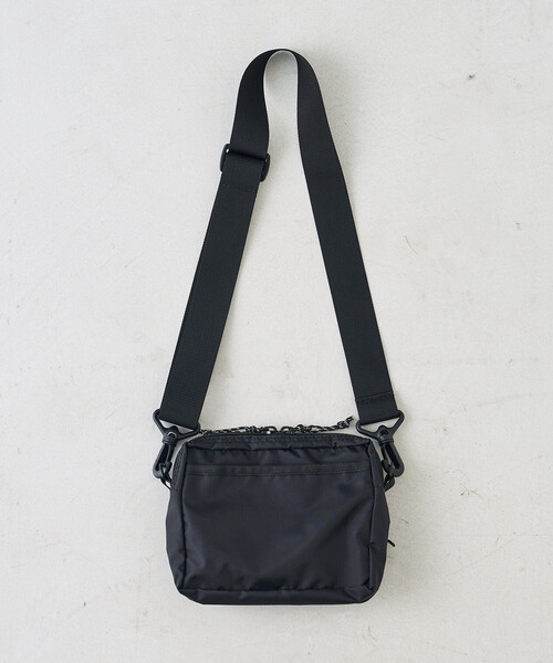 FREAK'S STORE(フリークスストア)の「FREDRIK PACKERS × FREAK'S STORE/フレドリックパッカーズ 別注 ACCORD SHOULDER/別注 アコードショルダー(ショルダーバッグ・レディース・ブラック/シルバー/レオパード・ONE SIZE)」の14枚目の写真