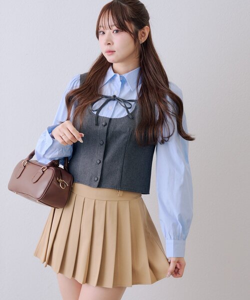 continuer de NICE CLAUP（コンティニューデナイスクラップ）の「1枚で完成する優等生スタイル、セットアップ対応可能。ドッキングリボンブラウス（シャツ/ブラウス・レディース・ネイビー/ベージュ/チャコールグレー・FREE）」の19枚目の写真