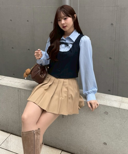 continuer de NICE CLAUP（コンティニューデナイスクラップ）の「1枚で完成する優等生スタイル、セットアップ対応可能。ドッキングリボンブラウス（シャツ/ブラウス・レディース・ネイビー/ベージュ/チャコールグレー・FREE）」の7枚目の写真