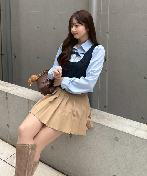 continuer de NICE CLAUP（コンティニューデナイスクラップ）の「1枚で完成する優等生スタイル、セットアップ対応可能。ドッキングリボンブラウス（シャツ/ブラウス・レディース・ネイビー/ベージュ/チャコールグレー・FREE）」の13枚目の写真