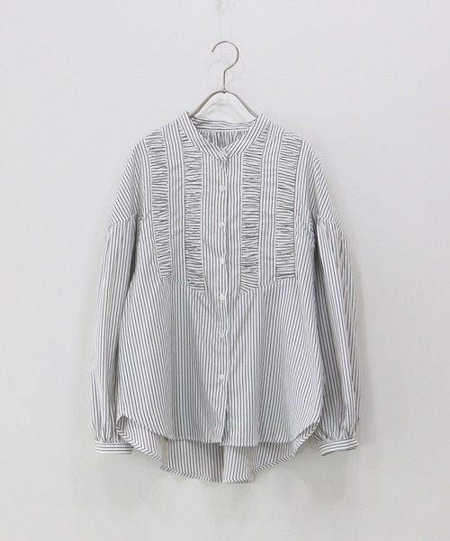 J by blue(ジェイバイブルー)の「フロントシャーリングストライプシャツ(シャツ/ブラウス・レディース・ホワイト/ネイビー・MEDIUM)」の18枚目の写真