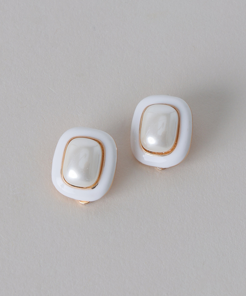 VERMEIL par iena(ヴェルメイユパーイエナ)の「MICHAEL NASH JEWELRY マイケルナッシュジュエリー エナメルパールイヤリング(イヤリング・レディース・ホワイト/ブラック・FREE)」の8枚目の写真