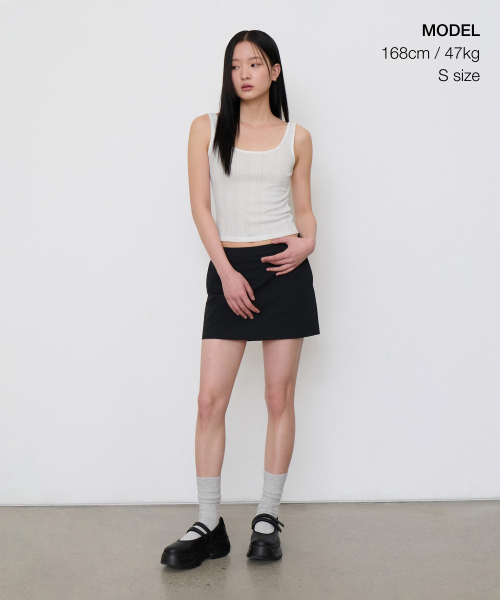 MUSINSA STANDARD WOMAN（ムシンサスタンダードウーマン）の「ウィメンズポイントタンクトップ[ホワイト]（Tシャツ/カットソー・レディース・その他・SMALL/MEDIUM/LARGE/X-SMALL）」の2枚目の写真