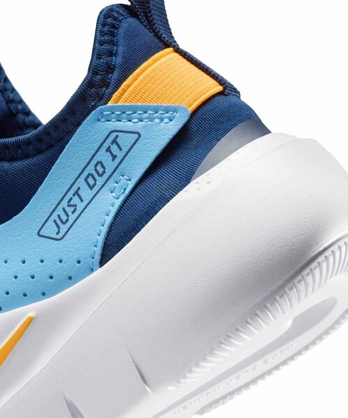 NIKE（ナイキ）の「ナイキ フレックス ランナー 4 リトルキッズシューズ / Nike Flex Runner 4 Little Kids' Shoes IF2894-403 Midnight Navy（スニーカー・キッズ・ネイビー・22/21.5/21/20.5/20/19.5/19/18.5/18/17.5/17/16.5）」の8枚目の写真