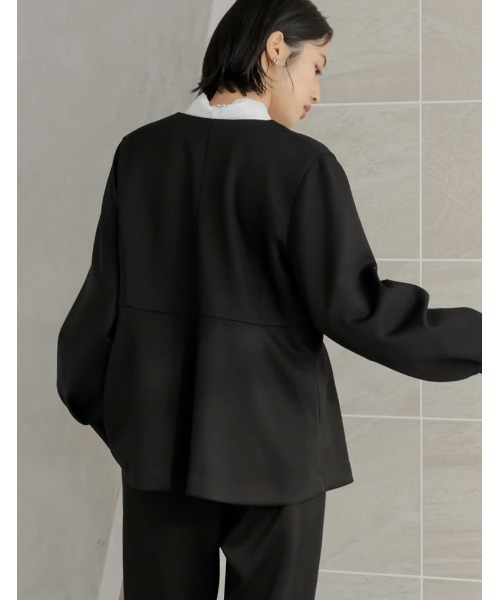 Re:EDIT（リエディ）の「[3点セット][イージーケア][パンツのサイズが選べる][低身長/高身長サイズ有]リボンブラウス付きダンボールパンツセットアップ（セットアップ・レディース・ブラック/ブルー・B/A/G/E/H/F/D/C）」の6枚目の写真