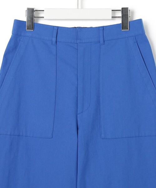 23区(ニジュウサンク)の「スラブツイルストレッチ ベイカーパンツ(その他パンツ・レディース・カーキ系/ブルー系/ネイビー系1/ベージュ系1/ホワイト系・36/38/40)」の9枚目の写真