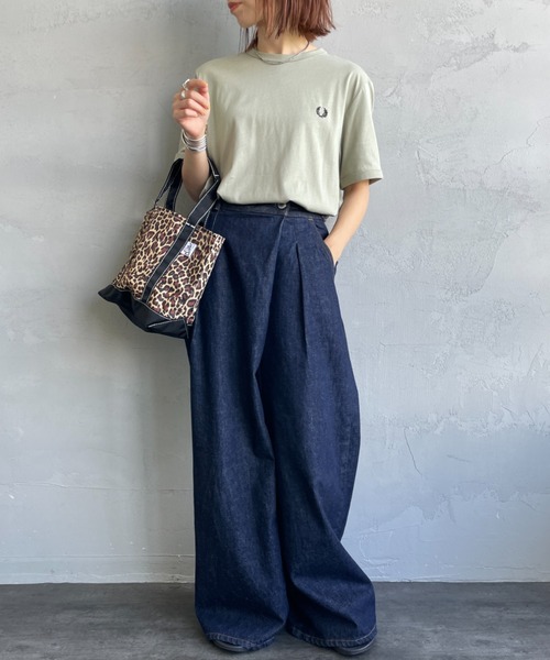 FRED PERRY（フレッドペリー）の「【WEB先行予約】[FRED PERRY/フレッドペリー] ワンポイントロゴ刺繍 ショートスリーブリンガーTシャツ M3519（Tシャツ/カットソー・レディース・モスグリーン/ダークグリーン/ワイン/グレー/キナリ/ブラック/ネイビー/ホワイト・S/XS/L/M/XL）」の12枚目の写真