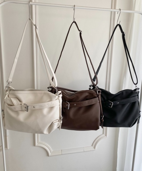 Loueme（ルエム）の「2WAYベルトショルダーバッグ（ショルダーバッグ・レディース・ブラック/オフホワイト/ブラウン・FREE）」の16枚目の写真