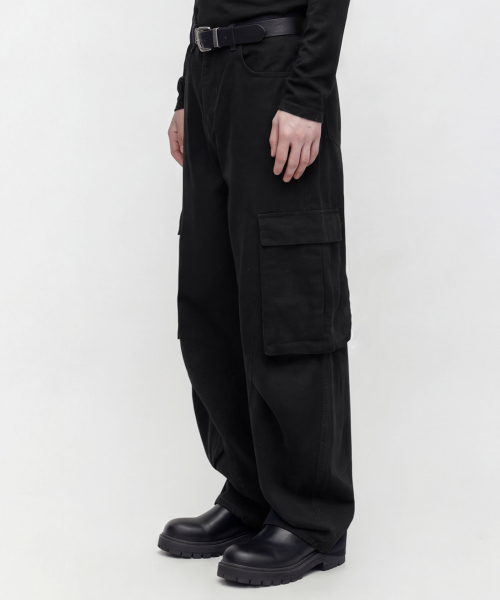 DWSE(ディーダブリューエスイー)の「カーゴワイドバルーンパンツ(ブラック)(その他パンツ・メンズ・その他・SMALL/MEDIUM/LARGE/X-LARGE)」の2枚目の写真