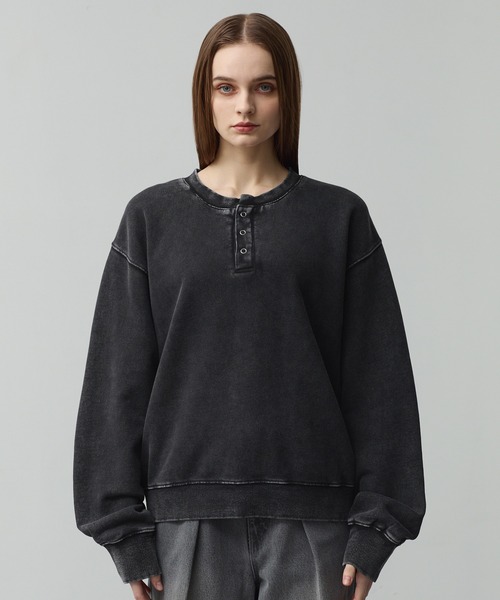 CALLNE(カルネ)の「【CALLNE】 Vintage Henley Neck Sweat / ヴィンテージヘンリーネックスウェット(スウェット・メンズ・ブラック系/ライトグレー・M/L)」の1枚目の写真