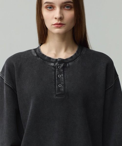 CALLNE(カルネ)の「【CALLNE】 Vintage Henley Neck Sweat / ヴィンテージヘンリーネックスウェット(スウェット・メンズ・ブラック系/ライトグレー・M/L)」の4枚目の写真