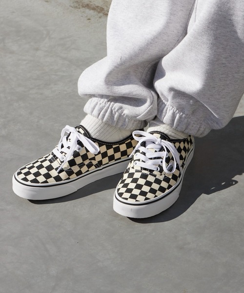 VANS（バンズ）の「VANS/ヴァンズ AUTHENTIC チェッカーフラッグ オーセンティック スニーカー 秋 秋服 2026年秋冬（スニーカー・メンズ・チェック・5/7/8h/9h/6h/5h/6/8/10/9）」の8枚目の写真