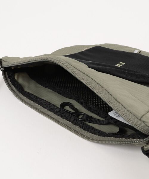 SALOMON（サロモン）の「ACS 2 REVISED　LC2868700（ショルダーバッグ・メンズ・グリーン・FREE）」の4枚目の写真
