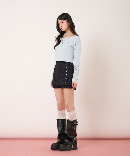 hazyl(ヘイジル)の「button design skort/ボタンデザインスカパン(スカート・レディース・グレー/ネイビー・MEDIUM/SMALL)」の22枚目の写真