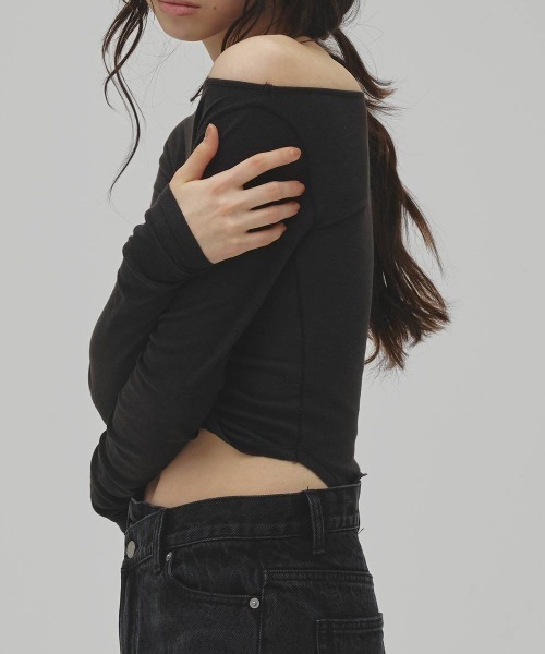 TODAYFUL（トゥデイフル）の「TODAYFUL　Soft Fraise Tops ソフトフライストップス/12620603（Tシャツ/カットソー・レディース・スミクロ/グレー/アイボリー・ONE SIZE）」の3枚目の写真