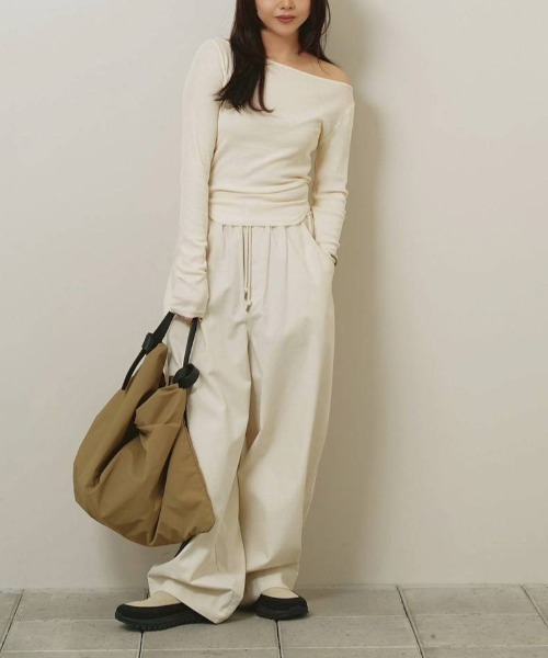 TODAYFUL（トゥデイフル）の「TODAYFUL　Soft Fraise Tops ソフトフライストップス/12620603（Tシャツ/カットソー・レディース・スミクロ/グレー/アイボリー・ONE SIZE）」の14枚目の写真