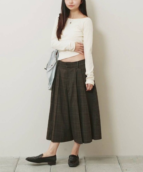 TODAYFUL（トゥデイフル）の「TODAYFUL　Soft Fraise Tops ソフトフライストップス/12620603（Tシャツ/カットソー・レディース・スミクロ/グレー/アイボリー・ONE SIZE）」の15枚目の写真