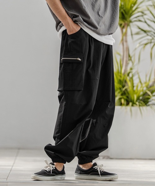 CAMBIO(カンビオ)の「mp14746-ナイロンストレッチZIPカーゴパンツ(HLCM0232)(カーゴパンツ・メンズ・ネイビー/ブラック/カーキ・S/M/L)」の1枚目の写真